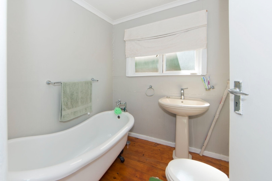 8 Bedroom Property for Sale in Hunters Home Western Cape